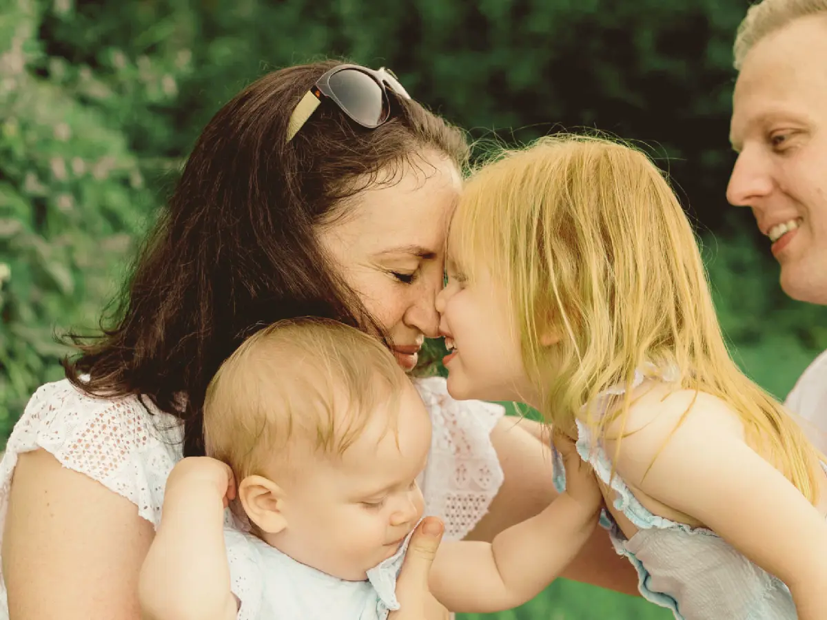 doula-agnes-family moment